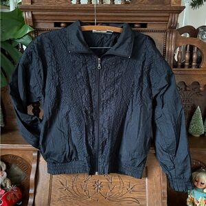 Cool Embroidered Vintage 90s Black Windbreaker Jacket Size Small